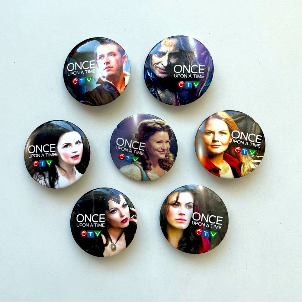 🛍3 for $25🛍 Once Upon a Time Collectors Buttons (set of 7)